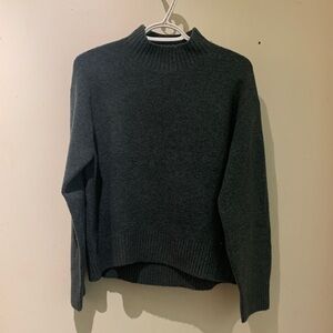 Uniqlo Dark Gray Turtleneck Sweater
